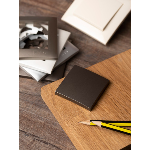 Валенсия лицевая панель выключателя 1-кл. 10А графит EKF PROxima