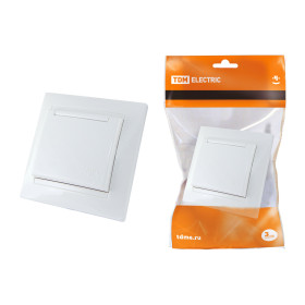 TDM Розетка 2П+З 16А 250В IP44 с защ. шт. с крышкой белая 