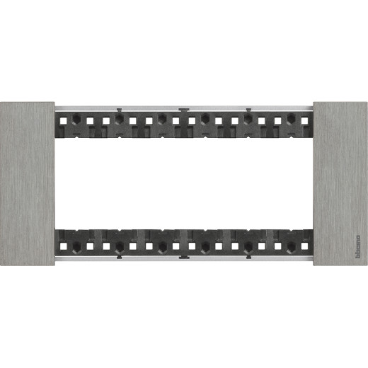 LIVING NOW. Декоративная рамка 6 модулей.Цвет 