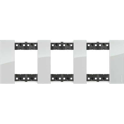 LIVING NOW. Декоративная рамка 3 поста (2+2+2 модуля).Цвет 