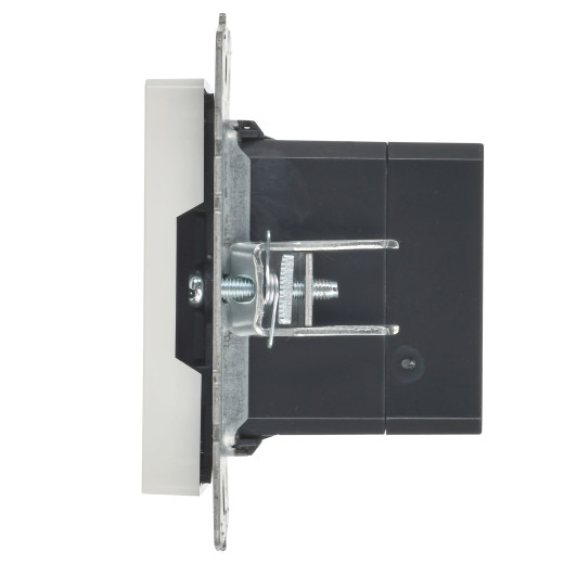 BRITE Роз. USB A+C 18Вт РЮ11-1-БрБ бел. IEK