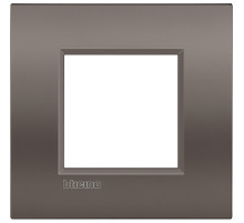 Livinglight. Рамка Air, итальянский стандарт 2 мод. Цвет 