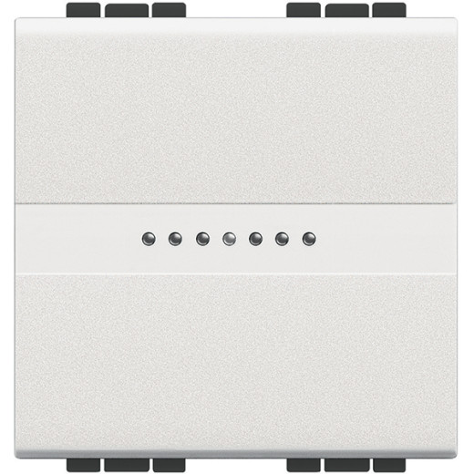 Livinglight Переключатель промежуточный Axial с автоматическими клемами, размер 2 модуля, цвет белый