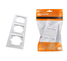 TDM Рамка 3-х постовая горизонтальная белая 