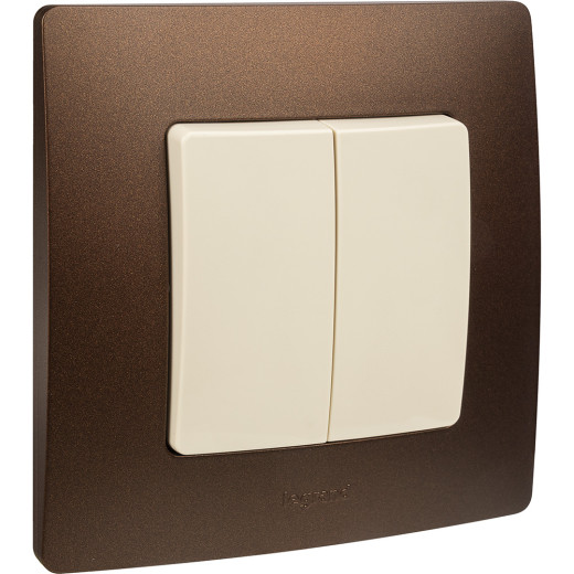 Выключатель двухклавишный - Legrand Etika - 10А 250В безвинтовые зажимы - слоновая кость