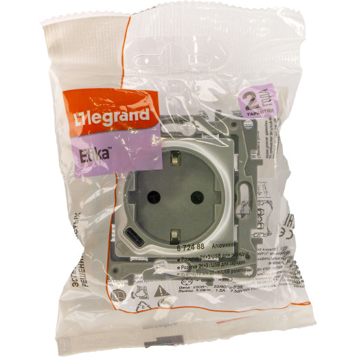 Розетка с заземлением с USB тип C - Legrand Etika - со шторками 16А 250В 1500мА 7,5Вт безвинтовые зажимы - алюминий