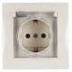 Simon 15 Бежевый Розетка 1-я с/з с крышкой с защитными шторками, IP44 (в сборе с рамкой)