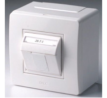 DKC Brava Коробка в сборе с 1 розеткой RJ45, кат.5е (телефон / компьютер), коричневая (розница)