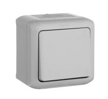 Legrand Quteo Сер Переключатель 1-клавишный IP44 10А.