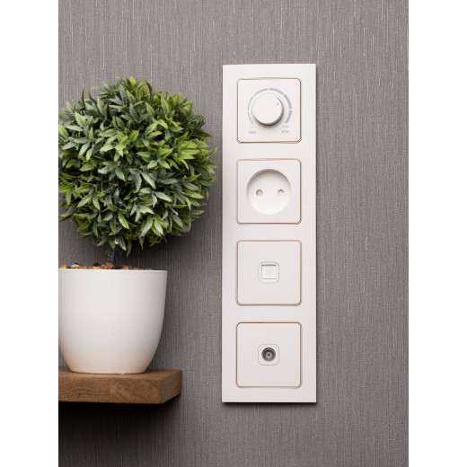 Стокгольм Рамка 4-местная белая с линией цвета шампань EKF PROxima