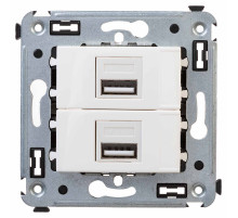 DKC Avanti USB зарядное устройство в стену, 
