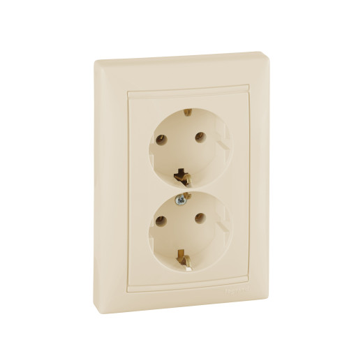 Розетка двойная с заземлением - Legrand Valena - без шторок в сборе 16А 250В винтовые зажимы - слоновая кость