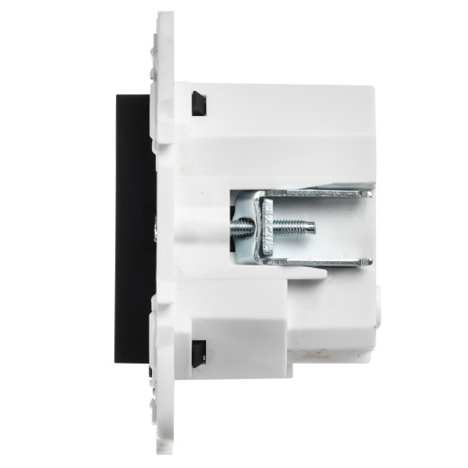 SKANDY Роз. с з/к/ш 16А с USB C 18Вт SK-R17Bl черн. IEK