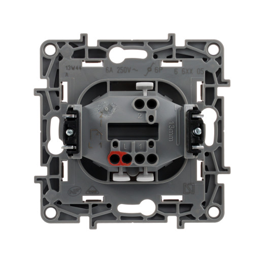 Выключатель кнопочный одноклавишный - Legrand Etika - с нормально-открытым/нормально-закрытым контактом 6А 250В безвинтовые зажимы - белый