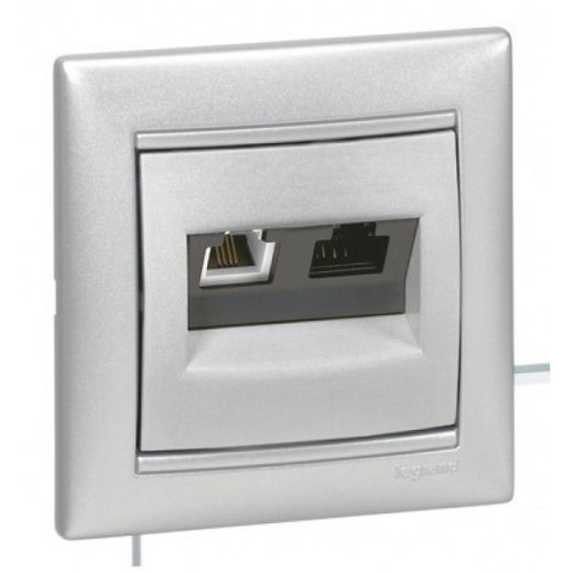 Розетка двойная RJ11+RJ45 категория 5e UTP - Legrand Etika - алюминий