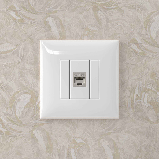Компьютерная розетка RJ-45 без шторки в стену, кат.5e одинарная экранированная, Avanti, белое облако