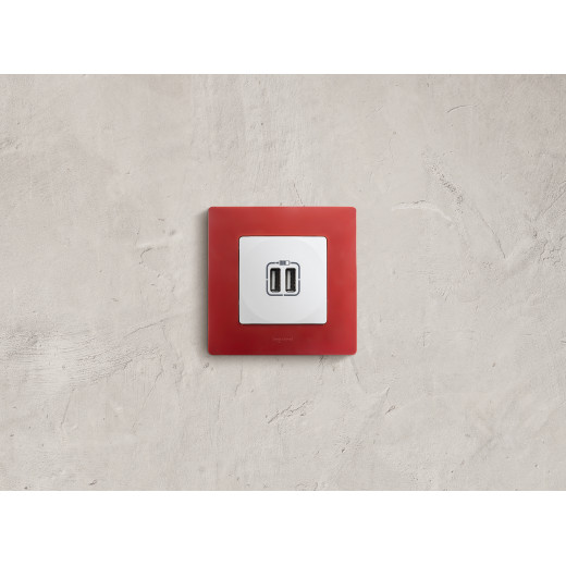 Зарядное устройство USB тип А / тип А - Legrand Etika - 3000мА 15Вт - белый