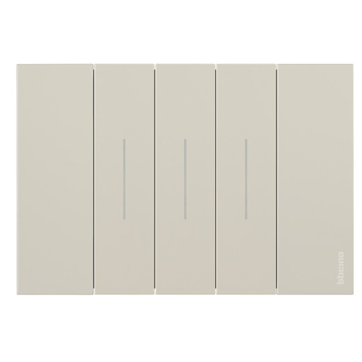 LIVING NOW. Декоративная рамка 3 модуля.Цвет Песочный.