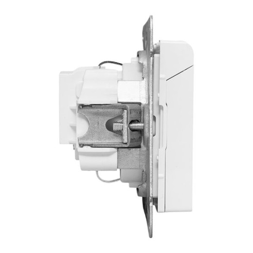 Механизм розетки, 16А, IP44, с заземлением, со шторками, c крышкой, белый Эпика EKF