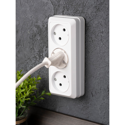 Рим Розетка 3-местная 10А без заземления белая EKF