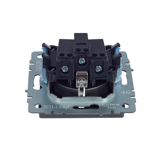 BRITE Роз. с з/к без з/ш 16А РС11-1-0-БрС сталь IEK