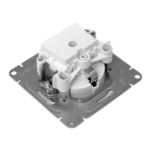 Механизм розетки, 16А, с заземлением, со шторками, белый Эпика EKF