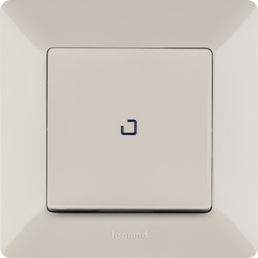 Valena LIFE.Выключатель 10АХ 250В с подсветкой.С лицевой панелью.Слоновая кость