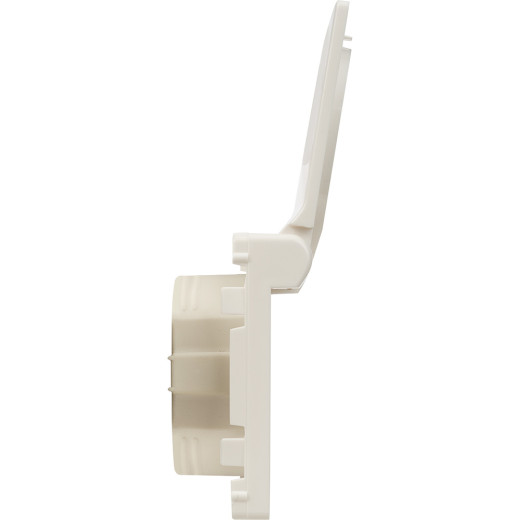 Valena LIFE.Лицевая панель розетки 2К+З c крышкой.Белая