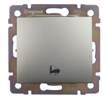 Legrand Valena Алюминий Выключатель кнопочный 1-клавишный с символом 