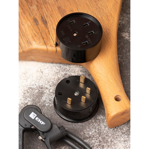 Разъем РШ-ВШ 32А 380В 3P+PE (ОУ) карболитовый черный EKF PROxima