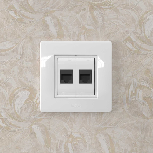 Компьютерная розетка RJ45 кат.5e, Brava, белая, 1 модуль