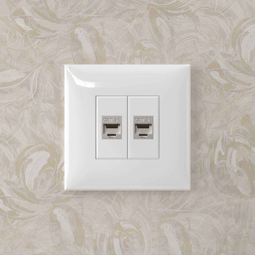 Компьютерная розетка RJ-45 без шторки в стену, кат.5e двойная экранированная, Avanti, белое облако
