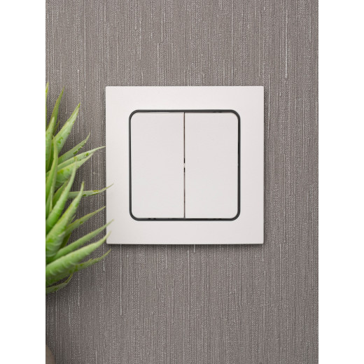 Стокгольм Рамка 1-местная белая с линией цвета черный EKF PROxima