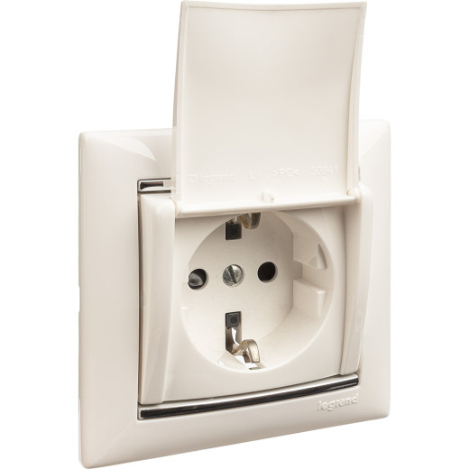 Розетка с заземлением - Legrand Valena - со шторками с защитной крышкой 16А 250В винтовые зажимы - белый
