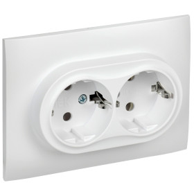 IEK SKANDY Арктический белый Розетка 2-ая с/з без защитных шторок 16А в сборе SK-R08W