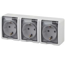 ЭРА Розетка Эксперт 11-2406-01 тройная 3х2P+E IP54 шторки 16A-250В ОУ белый