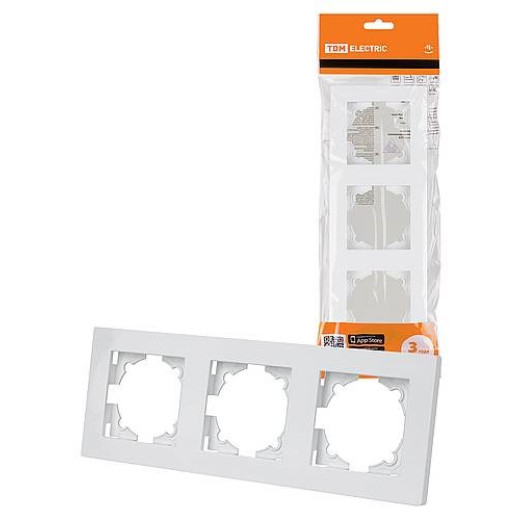 Рамка 3-х постовая белая 