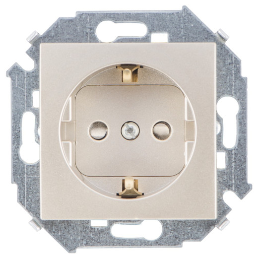 Simon 15 Шампань Розетка 2P+E Schuko, со шторками, 16А, 250В, винт.заж.