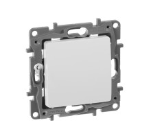 Legrand Etika Белый Выключатель 1-клавишный 10А.