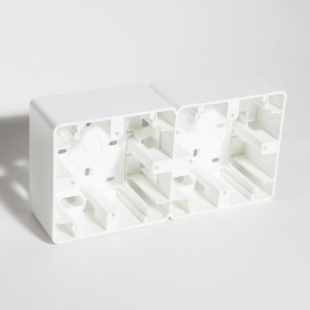 Коробка накладная квадратная на 2 поста, 86х86 (белый)