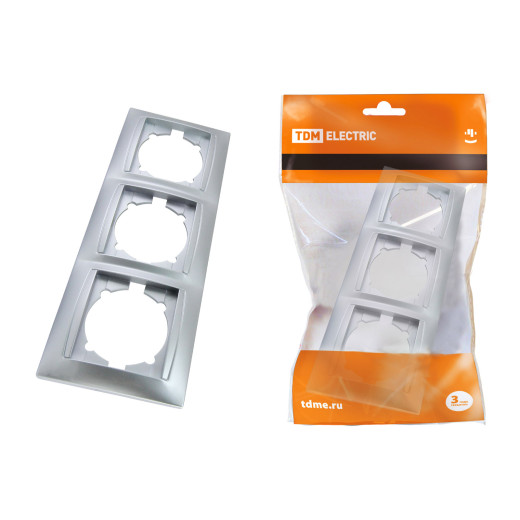 Рамка 3-х постовая горизонтальная серебр. металлик 