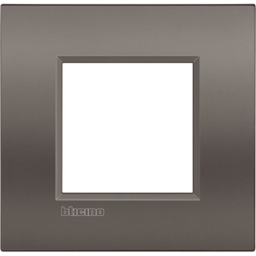 Livinglight. Рамка Air, немецкий стандарт 2 мод. Цвет 