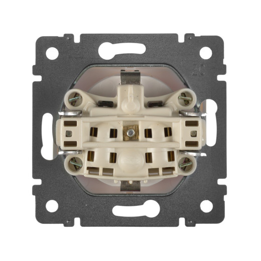 Розетка с заземлением - Legrand Valena - со шторками с защитной крышкой 16А 250В винтовые зажимы - белый