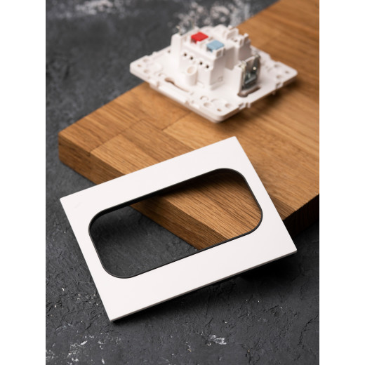 Стокгольм Рамка для розетки 2-местная белая с линией цвета черный EKF PROxima