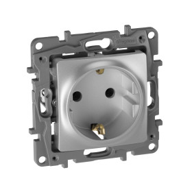 Legrand Etika Алюминий Розетка с/з, винтовые клеммы, 16А, 250 В.