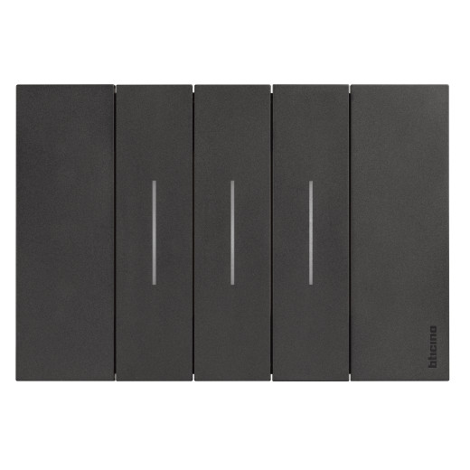 LIVING NOW. Декоративная рамка 3 модуля.Цвет Черный.