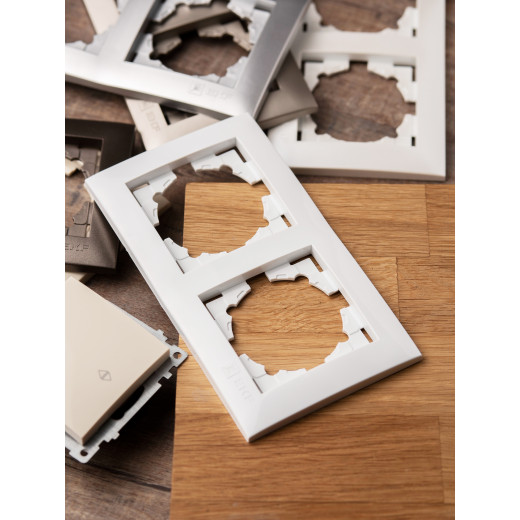 Валенсия рамка 2-местная белая EKF PROxima