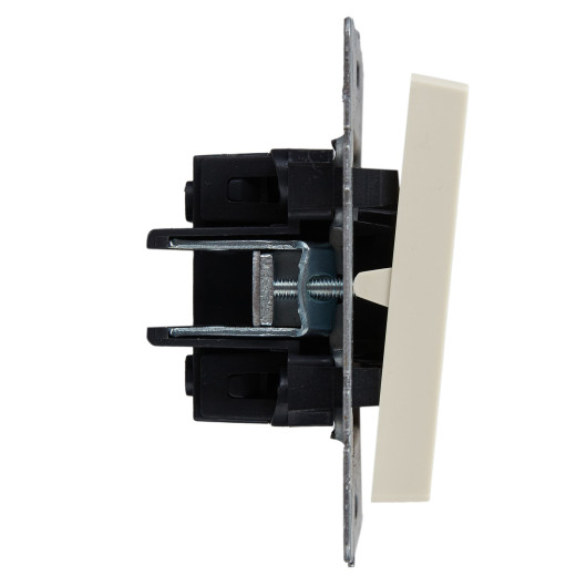 BRITE Выключ. 3-кл. 10А ВС10-3-0-БрКр беж. IEK