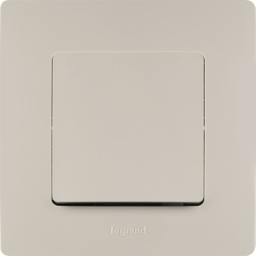 Выключатель одноклавишный - Legrand Etika - 10А 250В безвинтовые зажимы - слоновая кость