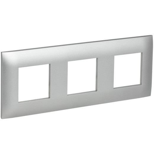 SKANDY Рамка 3-мест. SK-F03S сереб. IEK